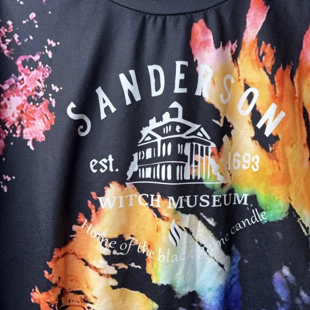 Sanderson Sister's Witch‎ Museum sweatshirt Size Large Home of the Black Flame